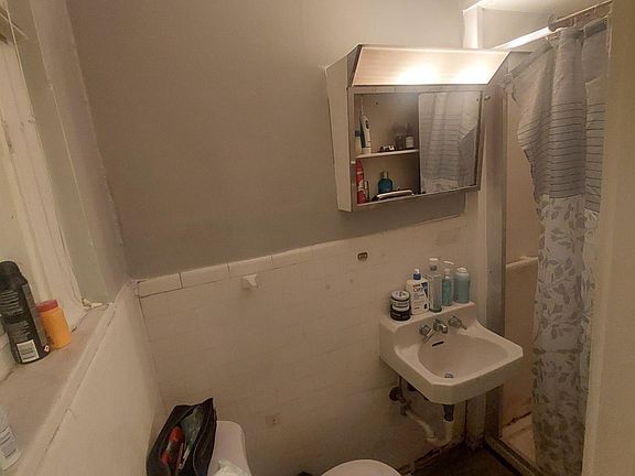 4th image of 5621 Forbes Ave APT 2