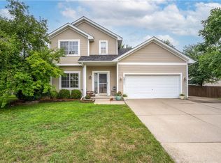 5021 69th St, Urbandale, IA 50322