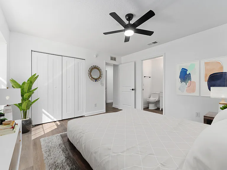 15940 SW 29th Court Rd #3 — Photo 3