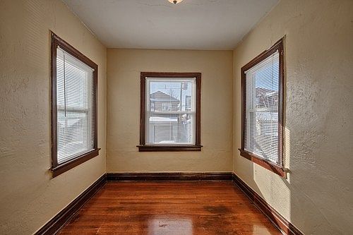 4th image of 4932 Potomac St