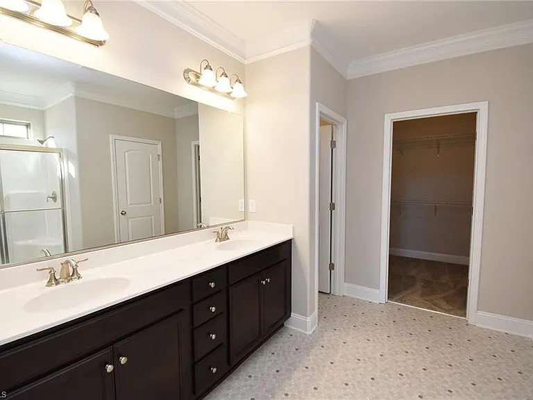 5553 Marblehead Dr — Photo 22