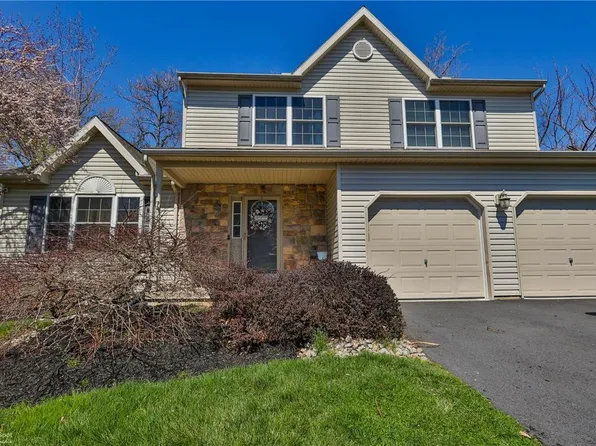 213 Hollow Ln, Northampton, PA 18067