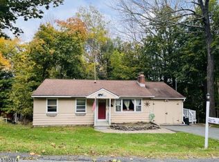 150 Springbrook Trl, Sparta, NJ 07871