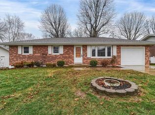 710 Ridgeview Dr, Washington, MO 63090