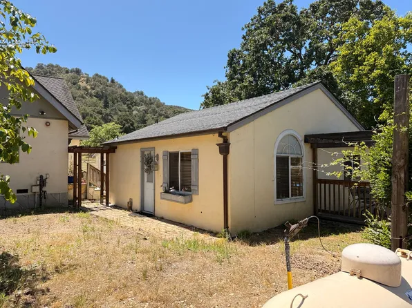 262 San Benancio Rd, Salinas, CA 93908