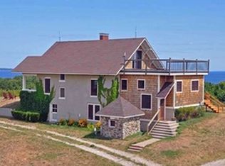 6781 N West Bay Shore Dr, Northport, MI 49670