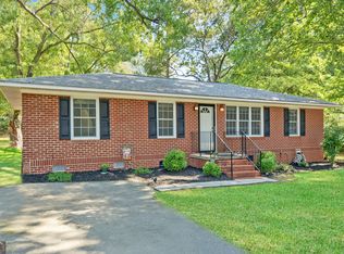 536 Opal Ext, Hartwell, GA 30643