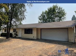 737 Kenyon St, Medford, OR 97501