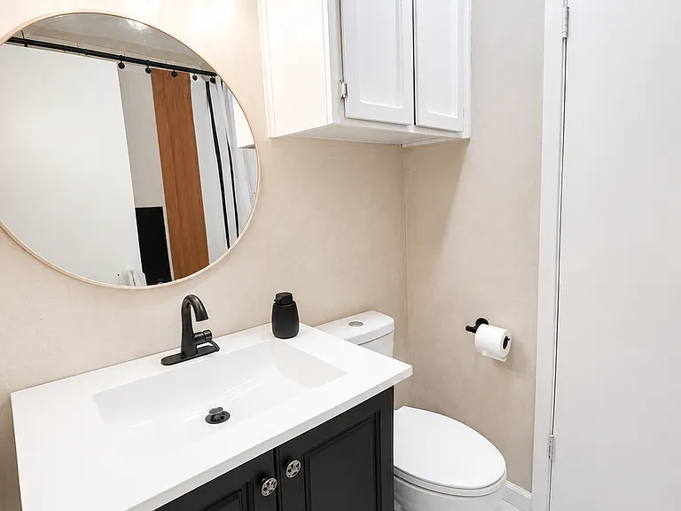Brompton Cir — Photo 8