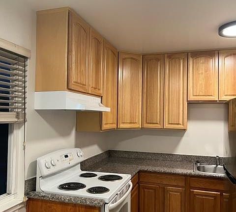 Kitchen, new upper cabinets