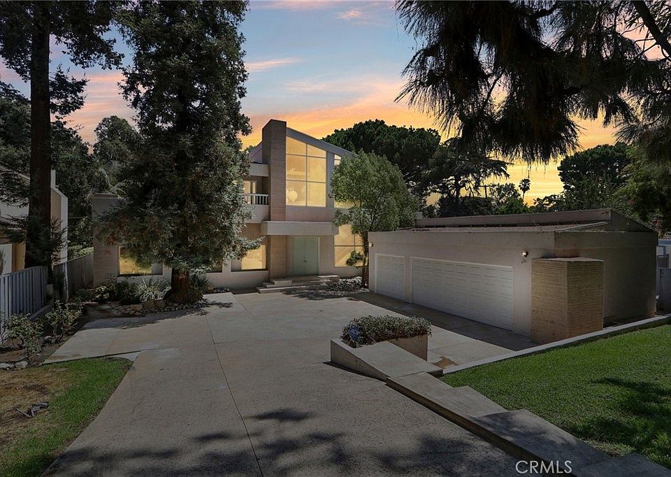 1st image of 2230 S Los Robles Ave