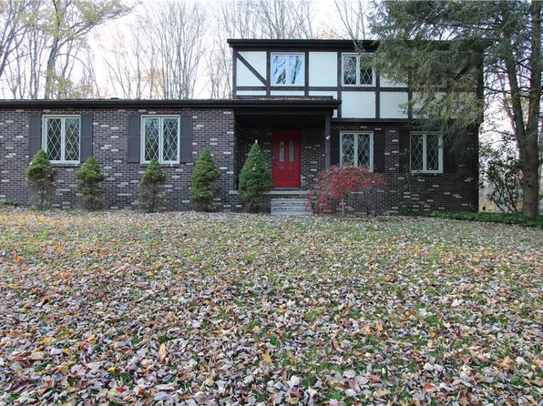 138 Beech Way, Pulaski, PA 16143