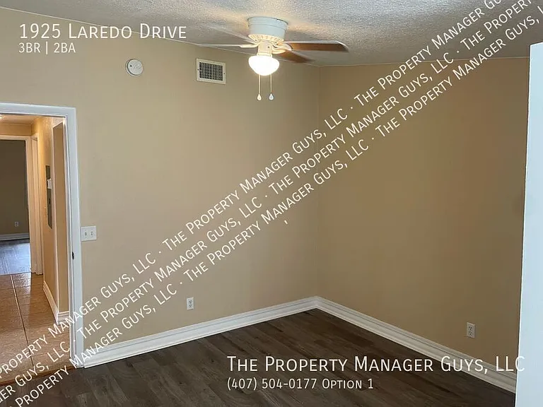 1925 Laredo Dr — Photo 13