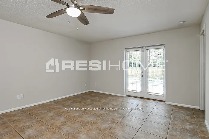 3848 Beachman Dr — Photo 8