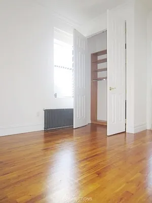 Rented by City Connections Realty | media 15