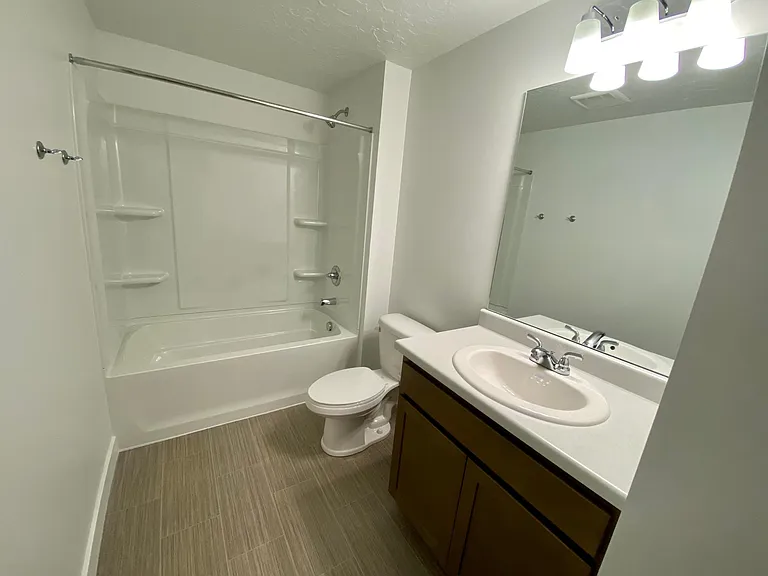 4258 W Bromwell Ct — Photo 10
