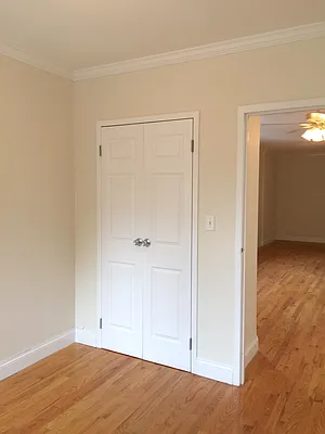 Rented by Warren T Real Estate Corp. | media 33