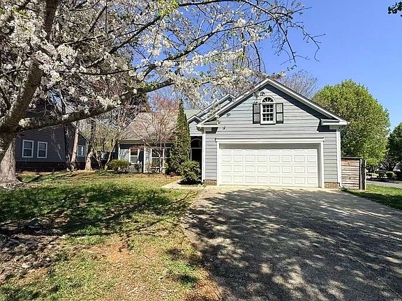 2nd image of 8624 Castlebay Dr