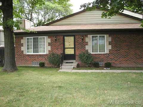 3rd image of 1998 Seabright Ct #1