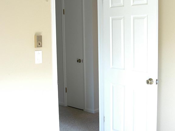 4th image of 1061 W Beaver Creek Blvd APT 303