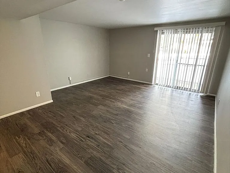 Eastridge — Photo 13