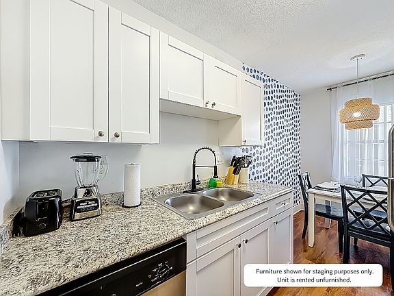 3rd image of 374 Sunshine Dr #K2