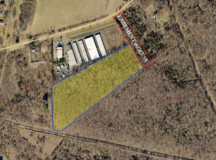 E Main St, Marshall, VA 20115