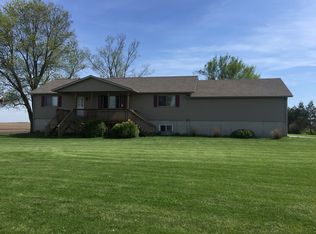 2809 Barrows Ave, Tracy, IA 50256
