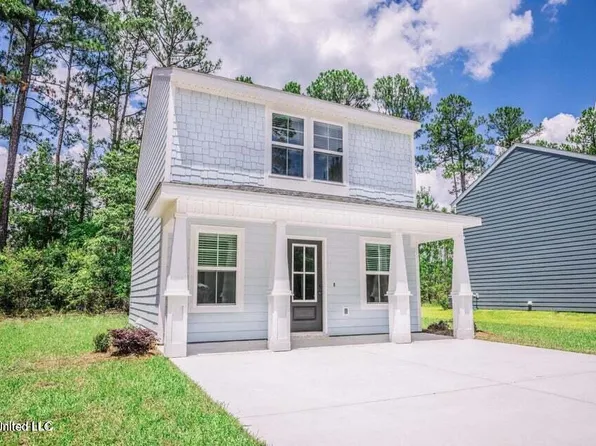 999 Middle Ln, Gulfport, MS 39507