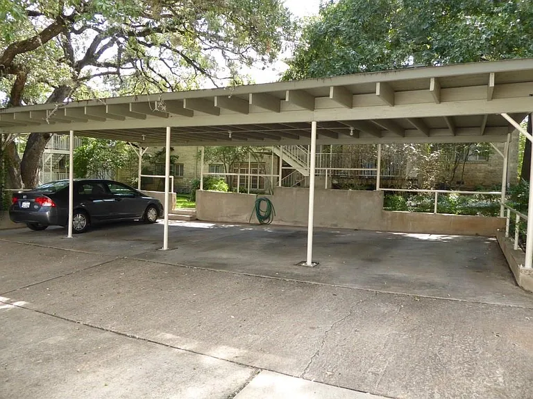 3416 Enfield Rd #B — Photo 28