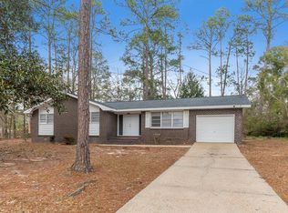 1703 Adrian Rd, Dothan, AL 36303