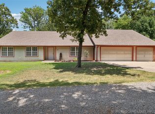 25 Hillcrest Rd #1, Eufaula, OK 74432