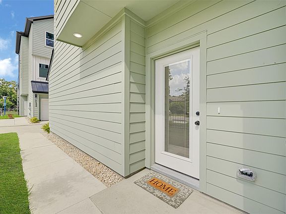 3rd image of 6533 Goldspier Dr