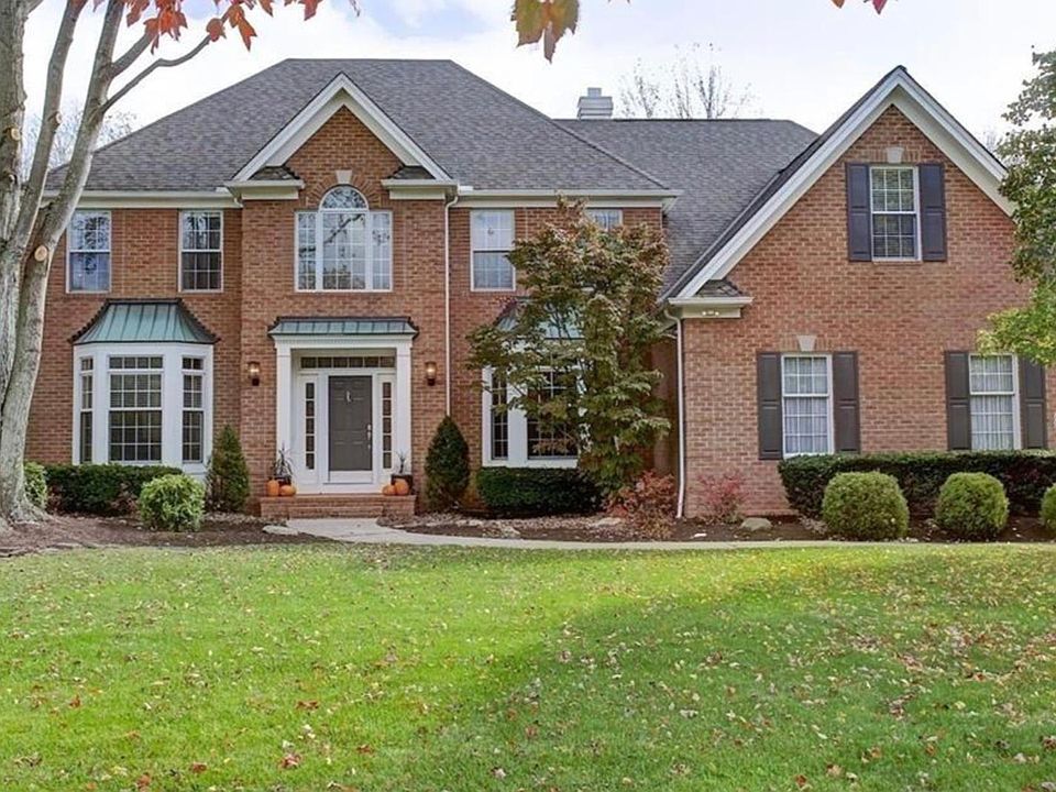 1st image of 29240 Regency Cir