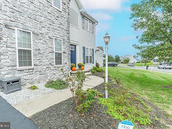 4th image of 60 Fig Tree Way