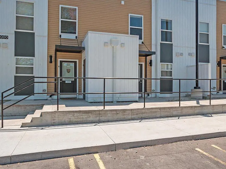 Winston Commons — Photo 21