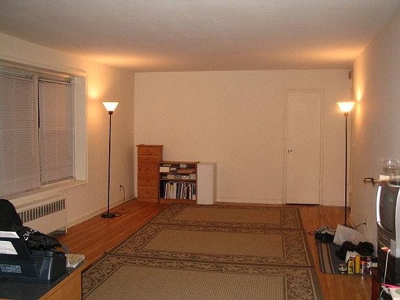 5th image of 2340 Linwood Ave #5G-405G