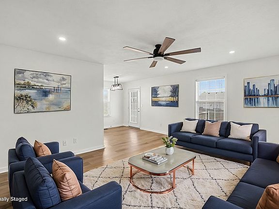 3rd image of 1847 Emily Ln
