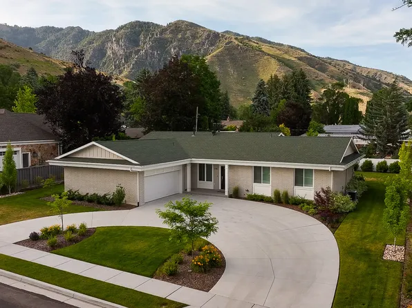 1774 E Country Club Dr N, Logan, UT 84321