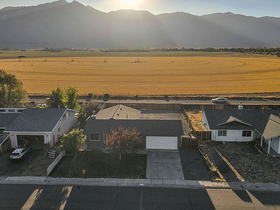 3rd image of 710 Addler Rd