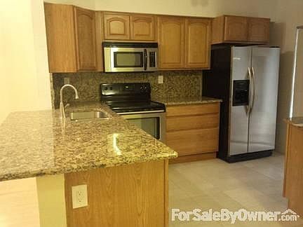 3rd image of 9356 Wedgewood Ln