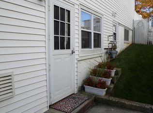 230 Sandalwood Dr, Staten Island, NY 10308