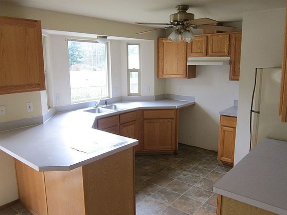 Sunny Kitchen