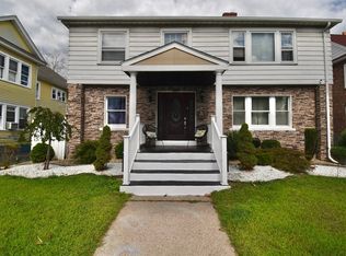 85 Knollwood St, Springfield, MA 01104