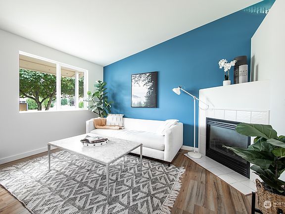 5th image of 325 Amberwood Circle