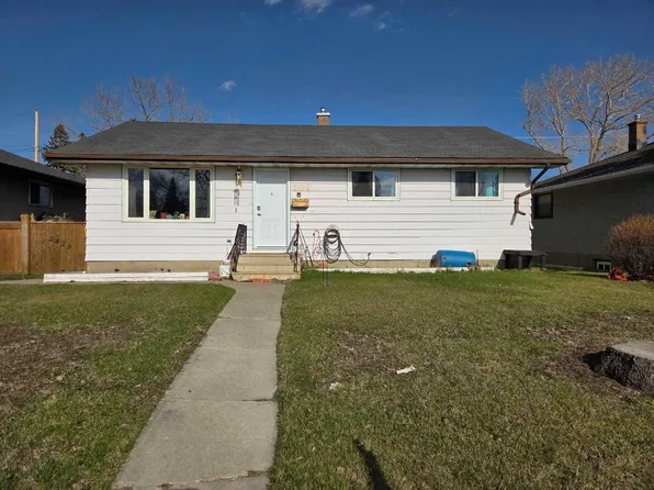 2428 46th St SE, Calgary, AB T2B 1K9