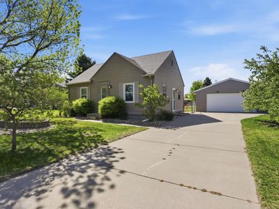 809 E Presentation St, Sioux Falls, SD, 57104