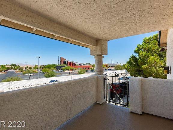 3rd image of 1409 Cedar Rock Ln Unit 202