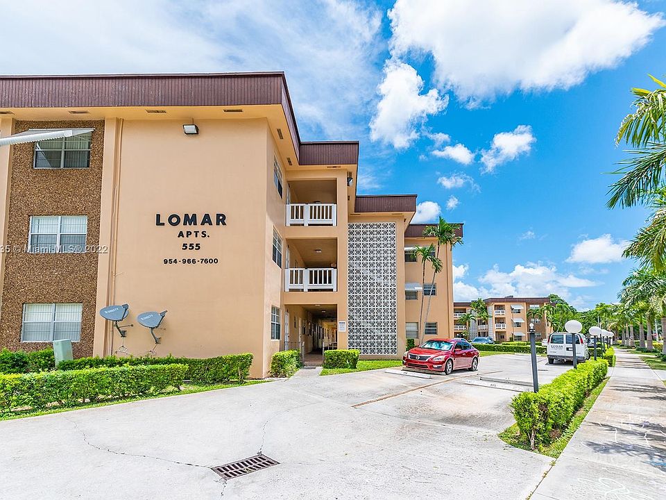 1st image of 555 S Luna Ct #203