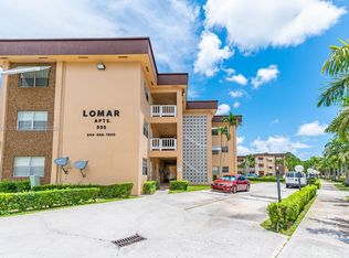 555 S Luna Ct #203, Hollywood, FL 33021